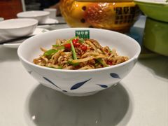 -绿草地·湘菜(悦方ID mall店)