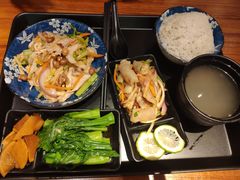 -又鸟pizza海南鸡饭(假日广场店)