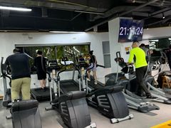 -超鹿运动(融侨锦江店)