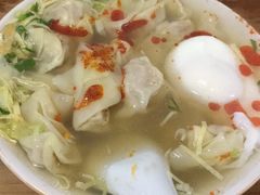 -胖子馄饨坊(天目大厦东南)