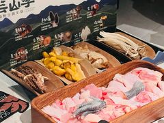 土鸡菌汤锅-芸山季·云南野生菌火锅(南翔印象城MEGA店)