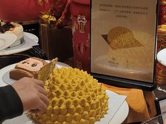 -广州万富希尔顿酒店·感趣自助餐厅·金秋蟹宴生蚝海鲜刺身