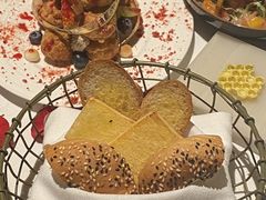 -Mogul Eatery·大亨餐酒馆