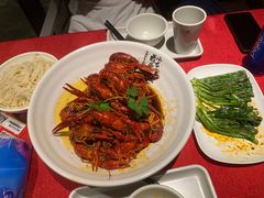 -龙巢盱眙龙虾·牛蛙·烧烤宵夜(八卦岭店)