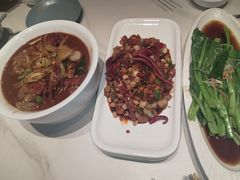 -老周家酱卤猪蹄私房菜(克拉玛依西街店)