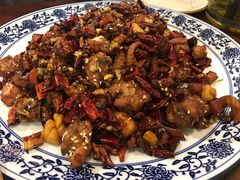 -黄桷树曹家私房菜(江与城店)