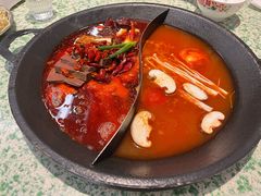 -肖婷姐大铁锅重庆火锅(南湖店)