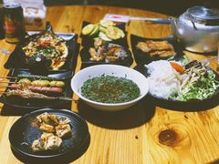 猪尾巴-乔岩保应烧烤店