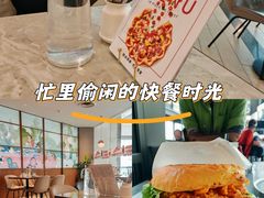 -必胜客餐厅(昆百大泰业城店)