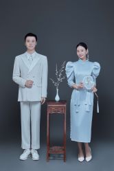 -喜爱高定婚纱摄影