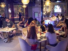 -Bo Lounge & BOA Club