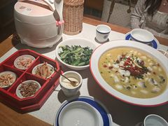 -老萍巷莲花血鸭·萍乡地标江西菜(步行街店)
