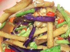 -老三样·美食研究中心(世贸路店)