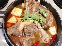 -沪小胖小龙虾(淮海中路旗舰店)