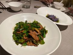 黑毛猪小炒肉-山里亲戚(淞虹路店)