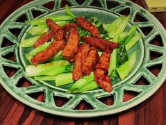 -粤·向群饭店(麓景路店)