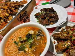 -在老街·淮安大排档·甜麻干煸龙虾·烧烤(河下古镇店)