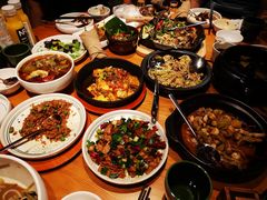 -云海肴·汽锅鸡·云南菜(天山百盛优客店)