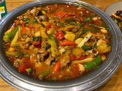 -老滇山寨•云南特色菜•地方菜•民族风情歌舞表演(金碧店)