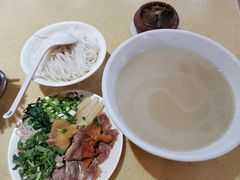 -桥香园云南过桥米线(金马碧鸡店)