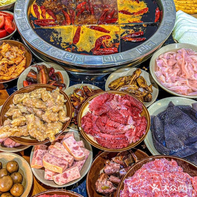 本地人扎堆吃的社区老火锅味道尊嘟太好吃啦！！！