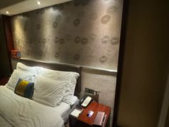 -深圳福青龙华天假日酒店