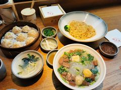 -馋三尺蟹粉小笼(人民广场店)