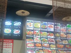 -魏铭鱼头捞饭(晋阳路店)