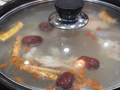 -濠轩阁特色生蚝火锅(水湾路店)