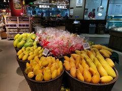 -中百仓储超市有限公司(越秀星汇维港店)