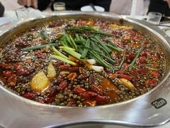 -乡土特色.冷锅鱼.牦牛肉汤锅