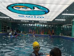 -Swim斯卫姆国际儿童游泳中心(红博中央公园店)
