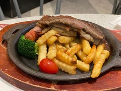 美式杂扒-香港新发烧腊茶餐厅(书城店)