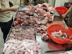 -标记美食新鲜猪杂(兴南大道店)