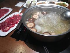吊龙-牛焱·贵州黄牛肉火锅(城西银泰店)