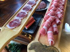 手切鲜羊上脑一米板-羊大爷涮肉(亮马桥店)