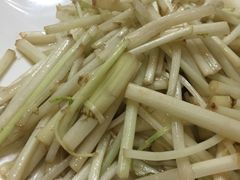 -天目湖刘老四农庄