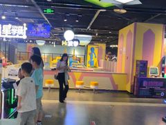 -星际传奇·蹦床海绵池·儿童乐园(大悦城店)