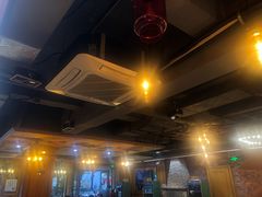 -云晓光头烧烤吧(德平路店)
