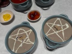 松子奶香蘑菇汤-俄士厨房(环球港店)
