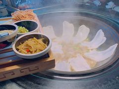 -挂旗柴锅鸡(蚌山区嘉年华店)