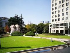 -中共上海市委党校 上海行政学院