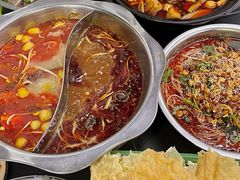 -周良天山牛杂城(天山路总店)