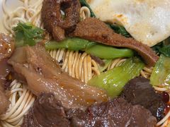 -金杨拉面王小吃面馆·牛三宝面·红烧牛肉粉