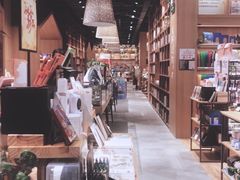 -百新书局(尚悦湾店)