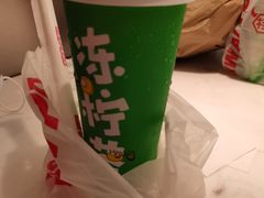 -桂桂茶(滨江百联店)