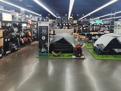 -迪卡侬(西三旗店)