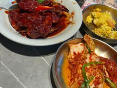-草家酱蟹炭火烤肉店(珲春南路一店)