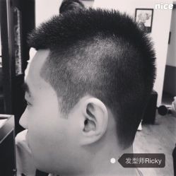 点击看大图 Mirror Salon-3AM HAIR SALON烫发染发接发