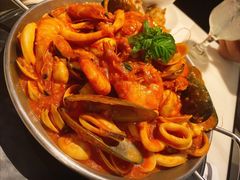 -港丽餐厅(高德置地店)